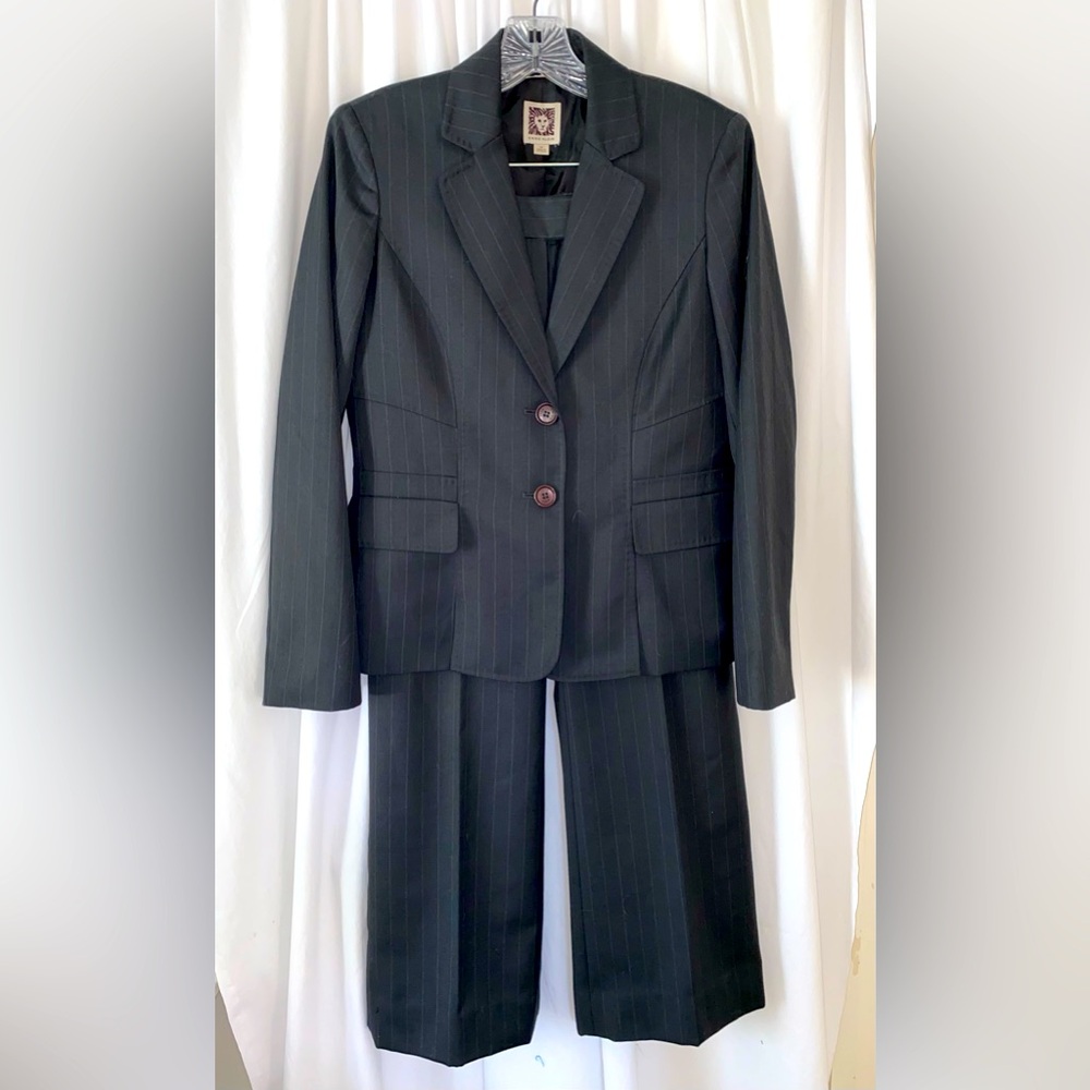 Anne Klein 2 Pc. Charcoal Gray Pinstripe Wool Blend Jacket and Pants Suit Sz 6P